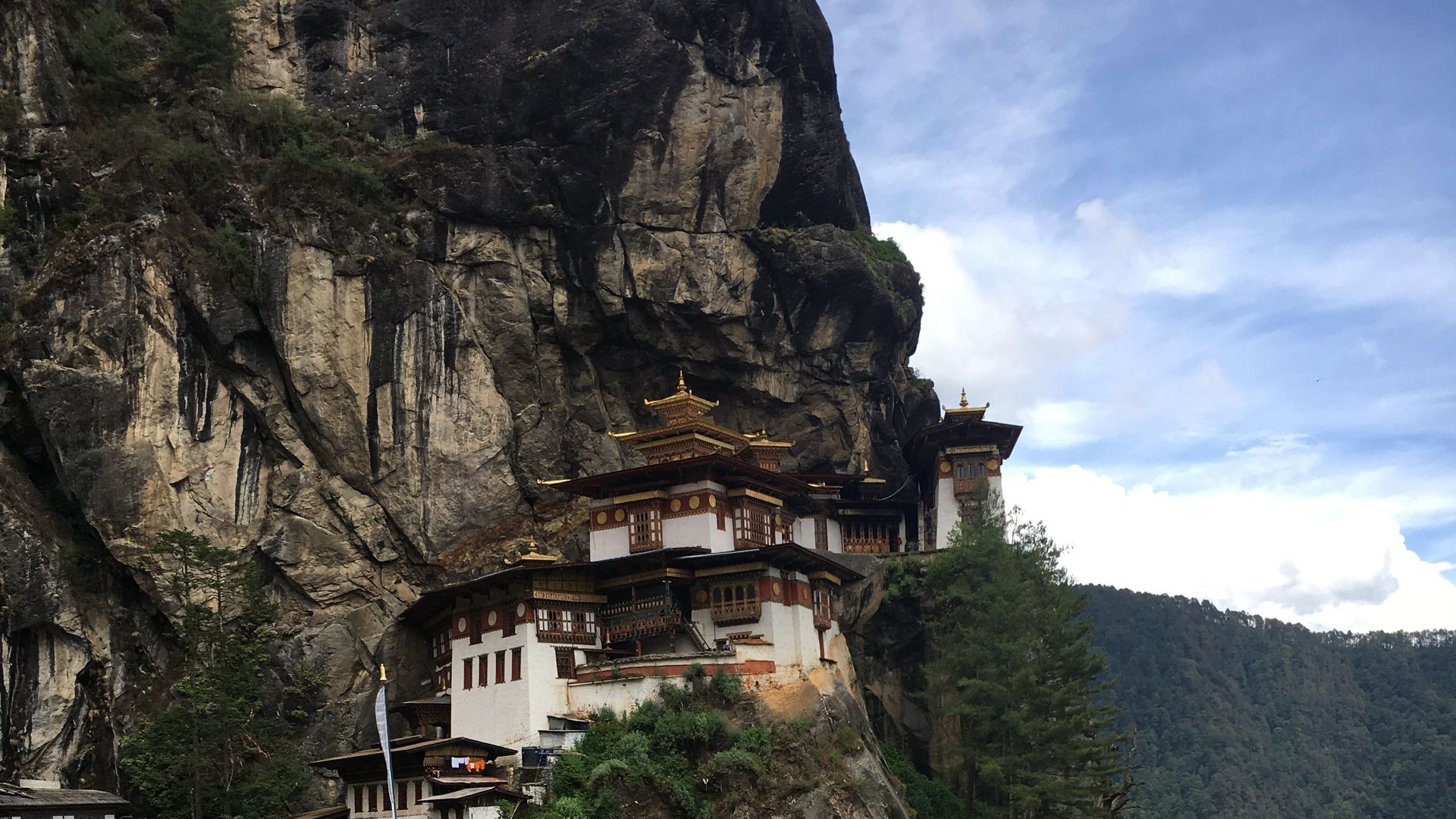 Bhutan Visa-Free for Indians 2026: Unlimited, Documents, Immigration Tips